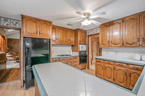 218 High Brk Dr, Richardson TX  75080-2032 exterior