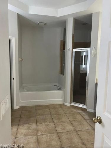 8122 Silver Birch Way, Lehigh Acres FL  33971-3728 exterior