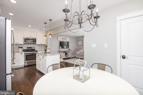 435 Oak Ave, West Deptford NJ  08097 exterior