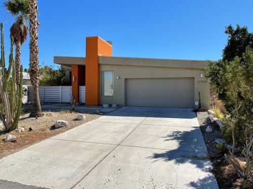 67565 El Sombrero Ln, Desert Hot Springs, CA 92241-7318