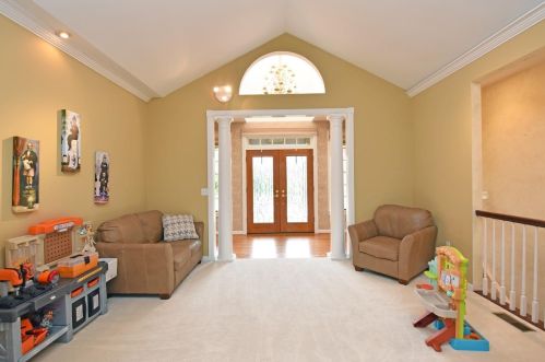 1043 Robertson Rd, Covington KY  41015-2145 exterior