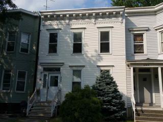 489 Hamilton St, Albany, NY 12203-1335