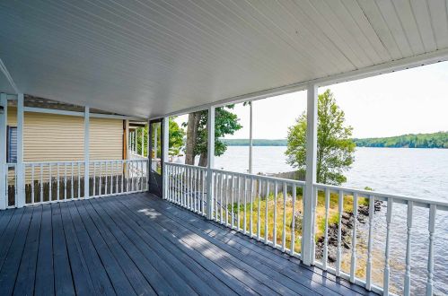 99 Lk Shr Dr, Northwood NH  03261-3707 exterior