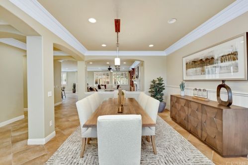 2177 Silverstar St, Simi Valley CA 93065-0592 exterior