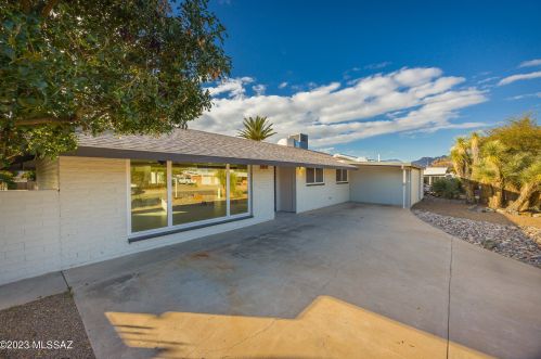 2520 Calle Cordova, Tucson AZ  85710-5732 exterior