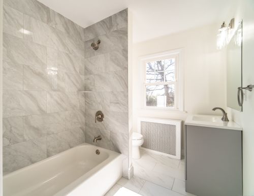 2403 Nichols Ave, Stratford CT  06614-1720 exterior