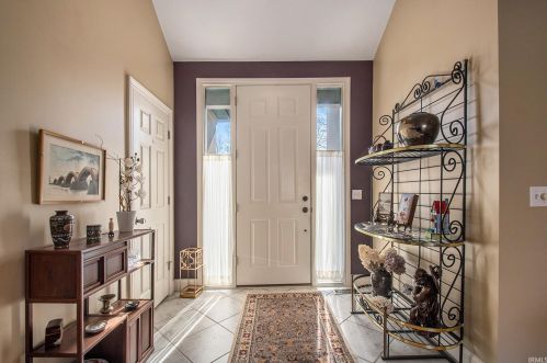 1540 Lake George Dr, Mishawaka IN  46545-4065 exterior