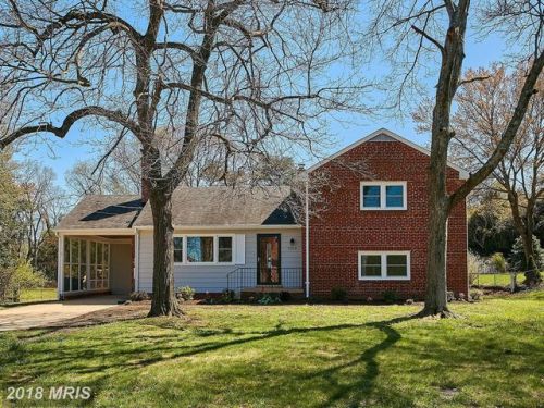 7019 Utica St, Springfield, VA 22150-3521