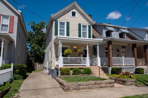5217 Globe Ave, Cincinnati, OH 45212-1558