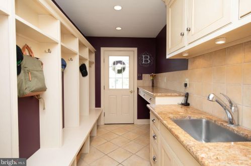 258 Aldrin Dr, Prospectville PA 19002-4101 exterior