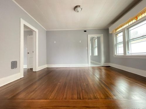 100 Garfield Ave, Bridgeport, CT 06606-5268