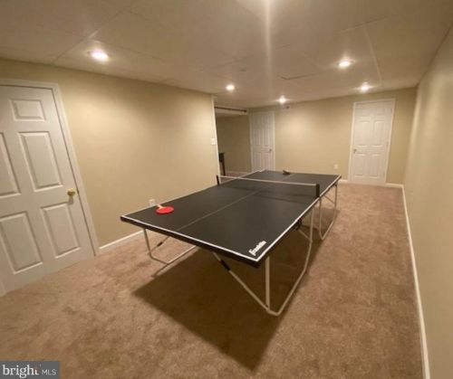 55 Kings Ct, Swedesboro NJ  08085-5033 exterior