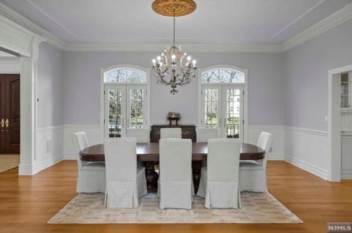 878 Seneca Rd, Franklin Lakes NJ  07417-2825 exterior