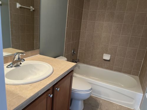 2530 Creekside Dr, Fort Pierce FL 34981-5100 exterior