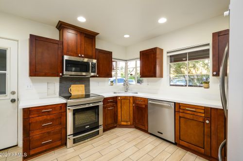 1809 17 Ave, Phoenix AZ 85027-5308 exterior