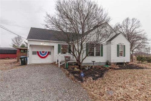 38299 Detroit Rd, Avon, OH 44011-2159