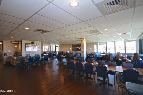 1717 Lindrick Dr, Chandler AZ 85249-5033 exterior