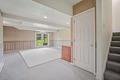 1212 Parkside Dr, Bridgeville PA  15017-1267 exterior