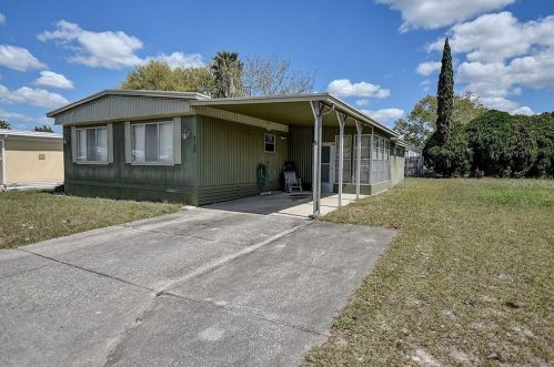 4122 Cardoon Dr, New Port Richey, FL 34653-5813
