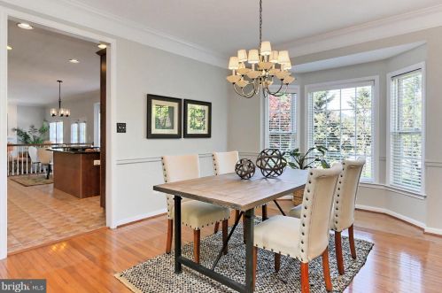 14286 Chalfont Dr, Haymarket VA  20169-2632 exterior