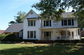 2700 Trelawny Dr, Clarksville, TN 37043-4022