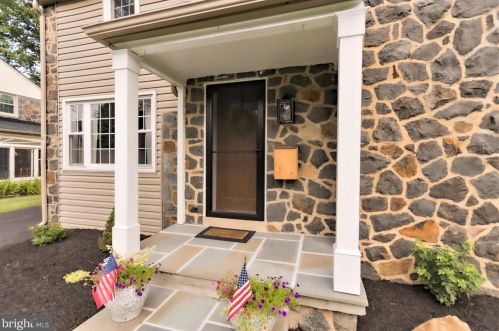 605 Brighton Rd, Wilmington, DE 19809-2824