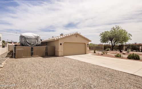 3330 Yaqui Dr, Lake Havasu City, AZ 86406-7167