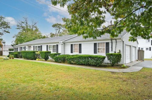 2090 Union Blvd, Bayshore, NY 11706-8027