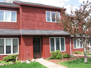 10 Willow Bch, Plattsburgh NY  12901-5013 exterior