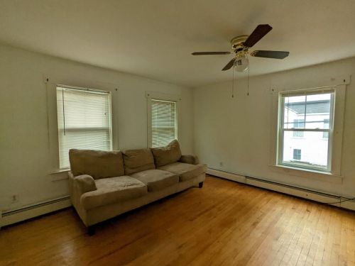 8 Chesterfield Rd, Hinsdale NH  03451-2215 exterior