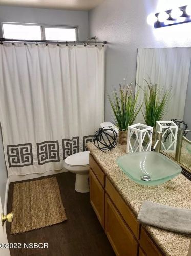 222 Riverside Ct, Santa Maria, CA 93458-9013