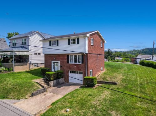 206 Poplar St, Mc Donald, PA 15057-1239