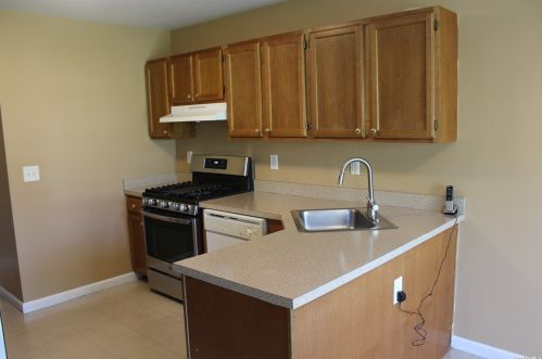 203 Shinnecock Ct, Huntington Station, NY 11747-5316