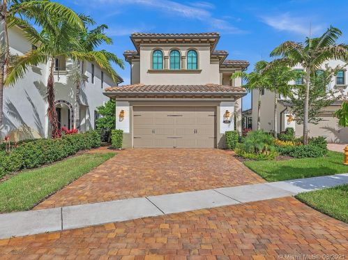 735 113th Ln, Hollywood, FL 33025