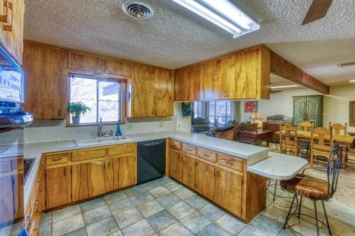 1107 Sandstone St, Sunrise Beach TX  78643-2426 exterior