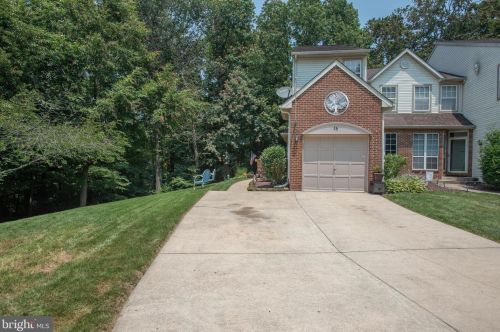 15 Killen Ct, Bear, DE 19701-3830