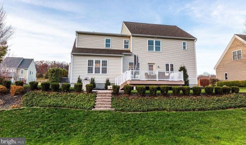 518 Delp Rd, Lancaster PA  17601-2956 exterior