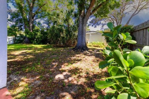 6373 Woodland Blvd, Pinellas Park FL  33781-4921 exterior