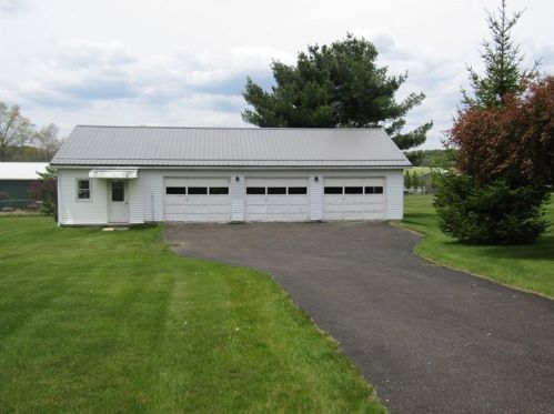 205 Emerson St, Rockwood, PA 15557-6622