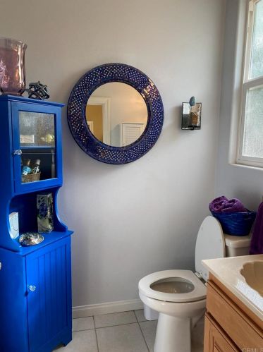 1247 Ln Cresta Blvd, El Cajon CA 92021-4032 exterior