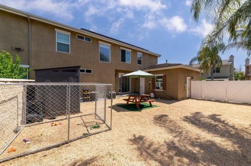 25989 Msn Rd, Loma Linda CA  92354-6506 exterior