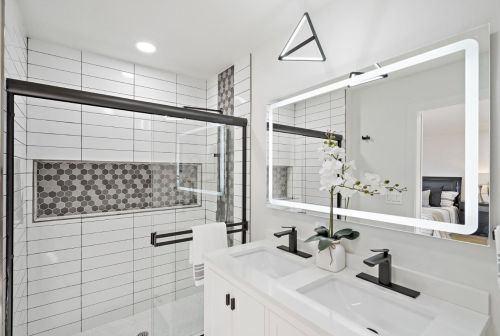 16624 Selby Dr, San Leandro CA  94578-1236 exterior