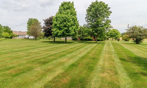 5650 Outville Rd, Pataskala, OH 43062-9608