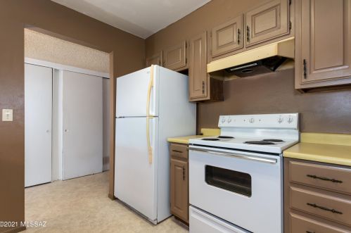 3227 Kleindale Rd, Tucson AZ  85716-1329 exterior