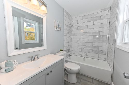 8110 Green Tree Rd, Milwaukee WI  53223-4928 exterior