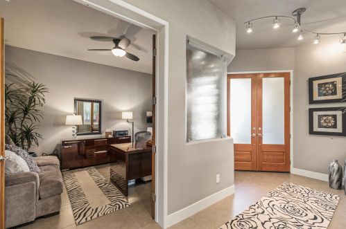 187 Kavenish Dr, Rancho Mirage CA  92270-3244 exterior