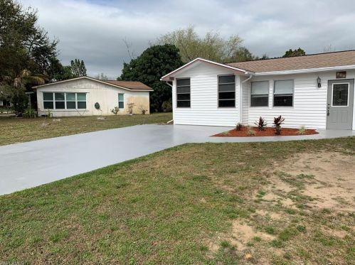 482 Valley Dr, Lehigh Acres, FL 33936-7340