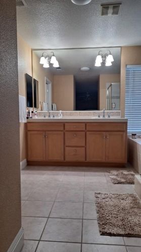 903 Montelena Ct, Livingston CA  95334-9235 exterior