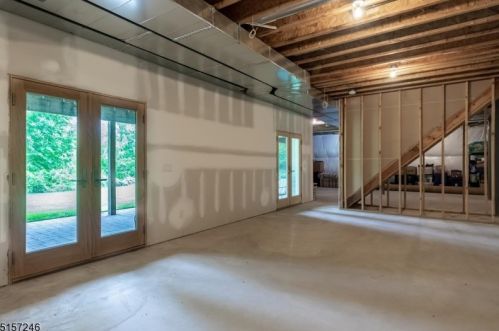 37 Van Lieus Rd, East Amwell Township NJ  08551-1314 exterior