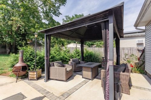 170 Ketcham Ave, Amityville NY  11701-3136 exterior